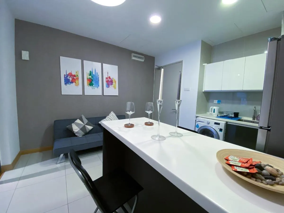 Lily And Loft - Kl Gateway Bangsar Lrt, Wifi, Netflix Apartment Kuala Lumpur